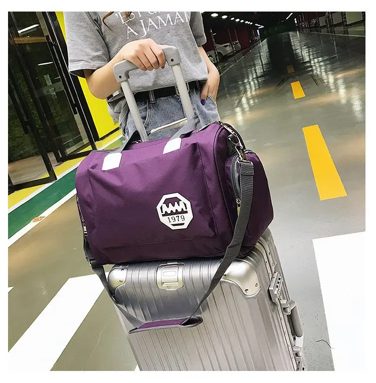 Garment Travel Bag with Shoulder Strap Duffel Bag Carry on Hanging Suitcase Clothing Business Bag Multiple Pockets