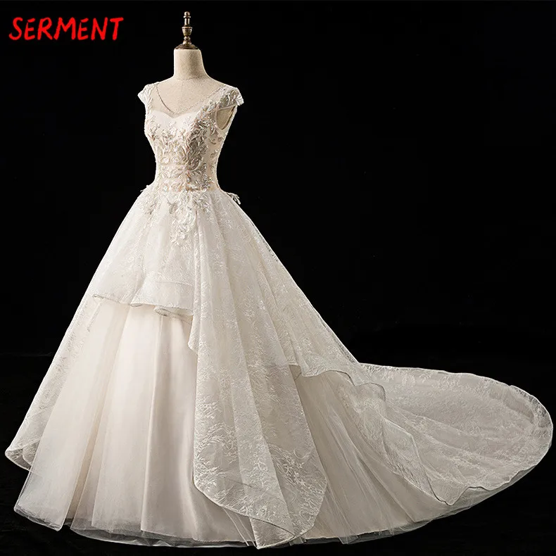 

SERMENT Luxury Sleeveless Lace Wedding Dress 100cm Cathedral Trailing Suitable for Luxury Church Wedding