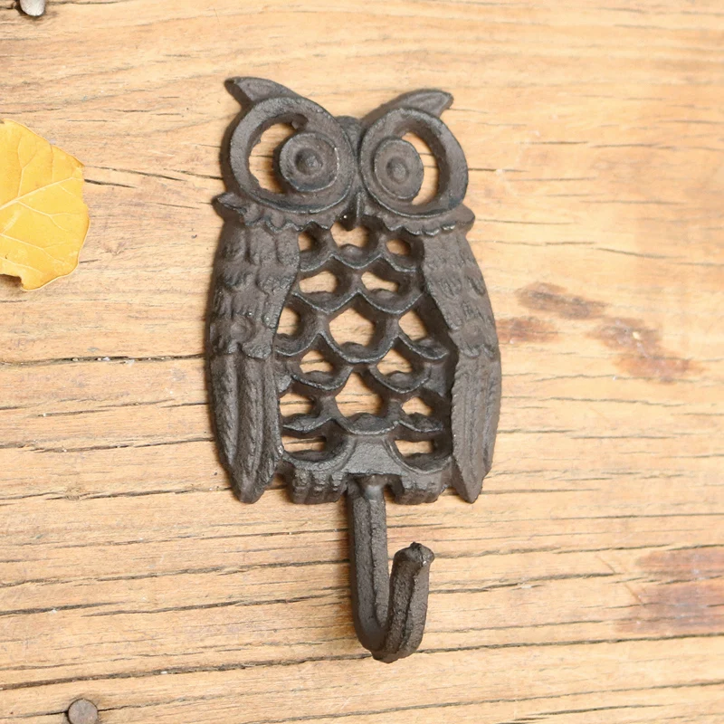 

Antique Rustic Hollow Owl Design Small Size Cast Iron Wall Mounted Wall With 1 Hanger Farm House Handmade Home Decor Metal Rack