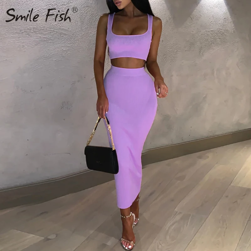 Сексуальный укороченный топ без рукавов и юбка до середины икры элегантная