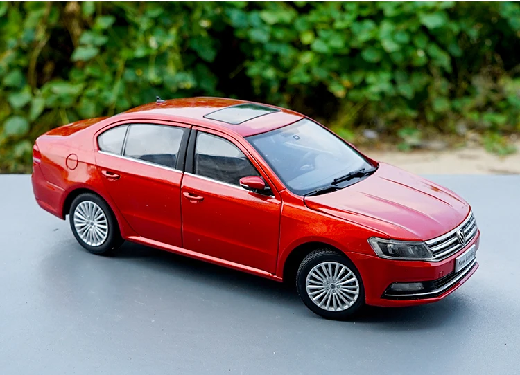 1:18 VW Lavida Alloy Diecast Car Model Toys Metal Model Vehicles Original Box