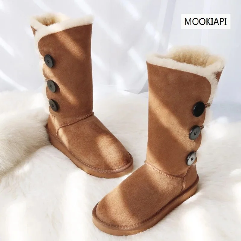 

In 2019, Europe's latest high-quality snow boots, real sheepskin, 100% natural wool, the most fashionable high-cylinder snowboot