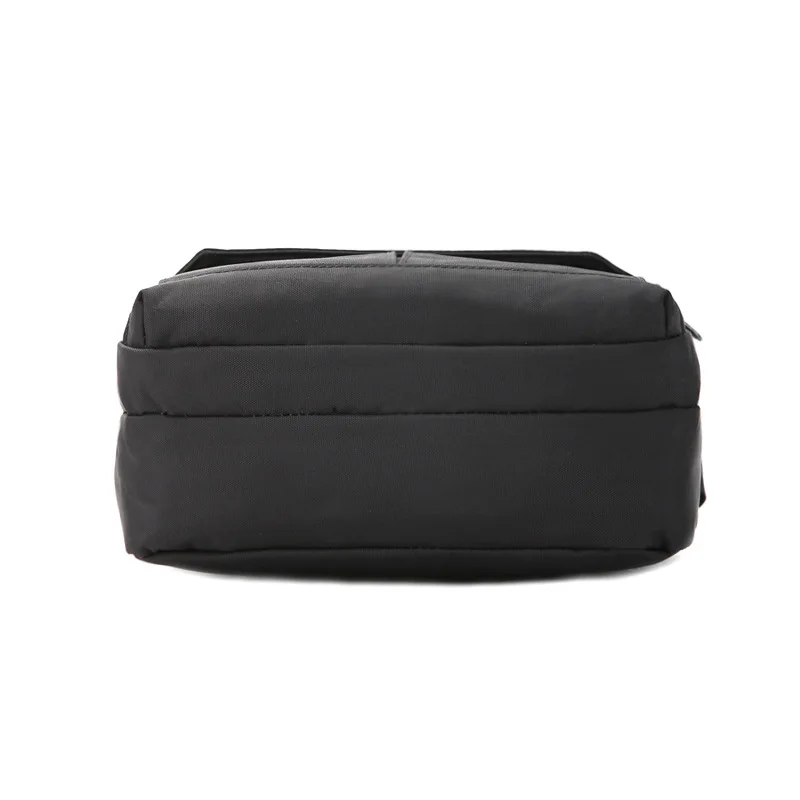 

Large Capacity Shoulder Travel Bag Lightweight Men Shoulder Commuter Bag Trend Versatile Handbag Waterproof Nylon Bag