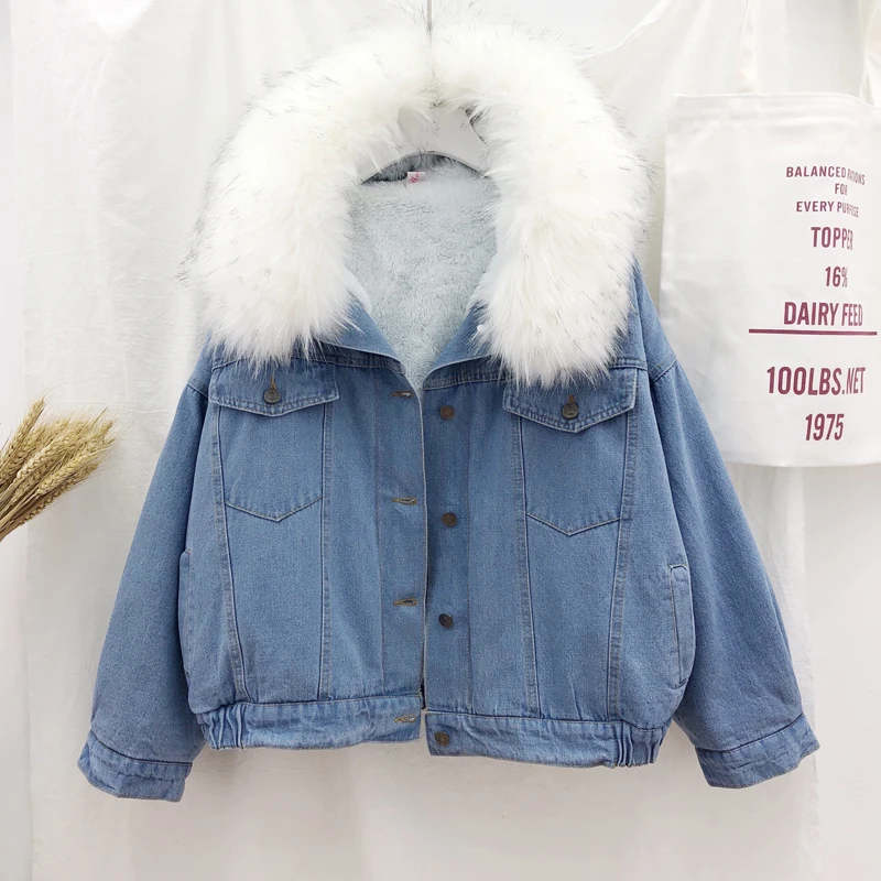 Зимняя Вельветовая Толстая джинсовая куртка для женщин с большим меховым воротником, корейское локомотивное пальто из овечьей шерсти, студенческое короткое пальто, джинсовая куртка для женщин