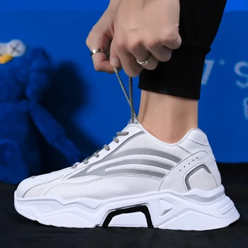 

2020 Sneakers Shoes Men Lightweight Lace-up Comfortable Shoes Man Casual Breathable Shoes Man Sneakers Summer Plus Size Footwear