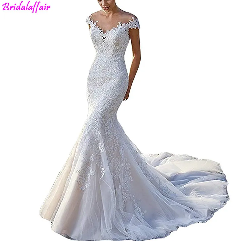 Sweep Train White Mermaid Wedding Dress 2019 See Through Illusion Back Sweep Train Bridal Gowns with Lace Applique Wedding Dress Sweep Train White Mermaid Wedding Dress 2019 See Through Illusion Back Sweep Train Bridal Gowns with Lace Applique Wedding Dress