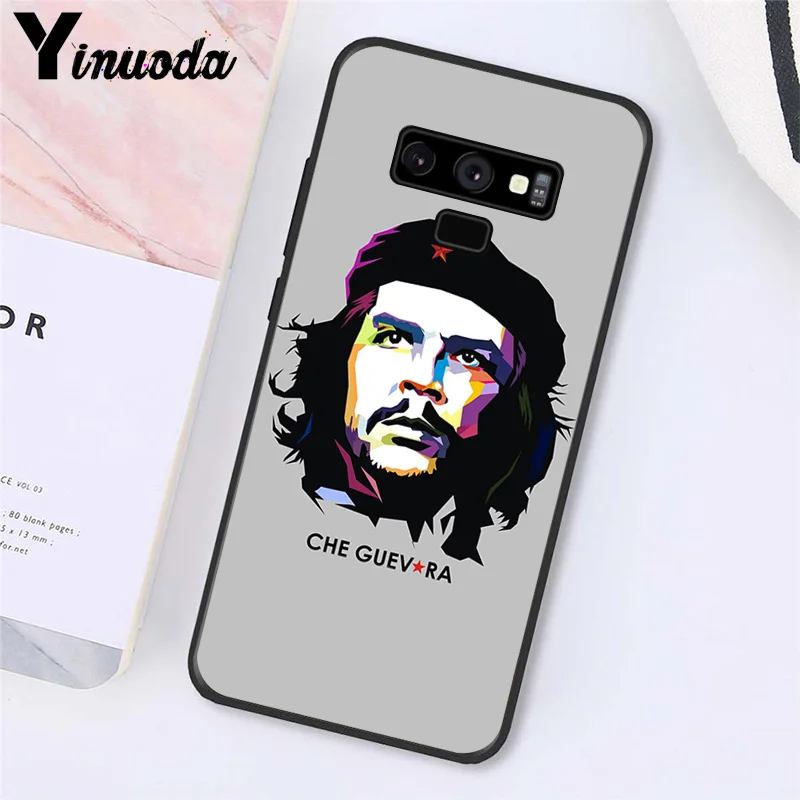 che guevara Smoking Guevara Cigar leader   