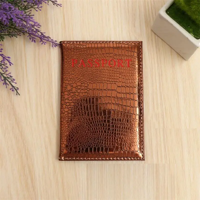 Brown Блестящий Аллигатор узор Дорожный Чехол Держатель для паспорта для женщин кожаная обложка для паспорта с кредитным держатель для карт Прямая поставка - Цвет: Brown