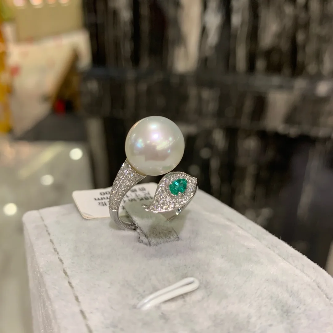 Рисунок 2 - Кольцо женское из белого золота 18 карат