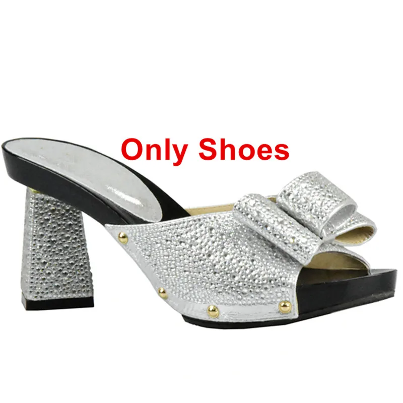 Silver shoes only Новое поступление красного цвета Итальянская обувь с Комплект с сумочкой в тон, украшенные Стразы Итальянские женские комплект из обуви и сумки - Цвет: Silver shoes only