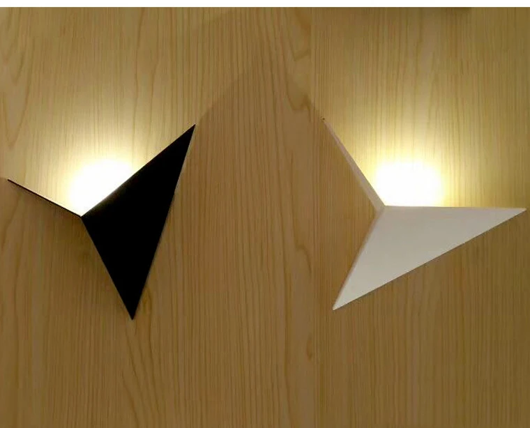 triangle-wall-light-0016_02