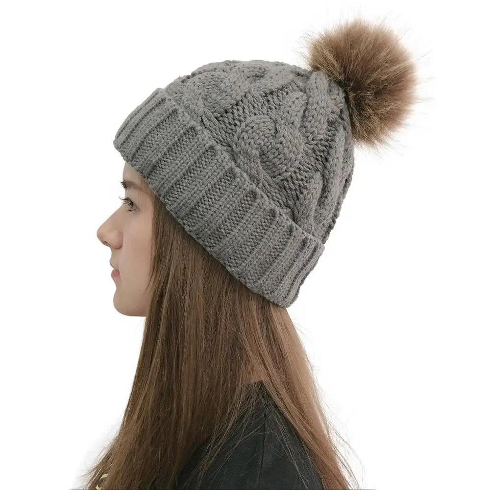 New Simple Winter Hat Wool Fur Beanie Outdoor Plush Ball HatsKnit Beret Beanie Cap Winter Skullies Warm Gorros Female Cap