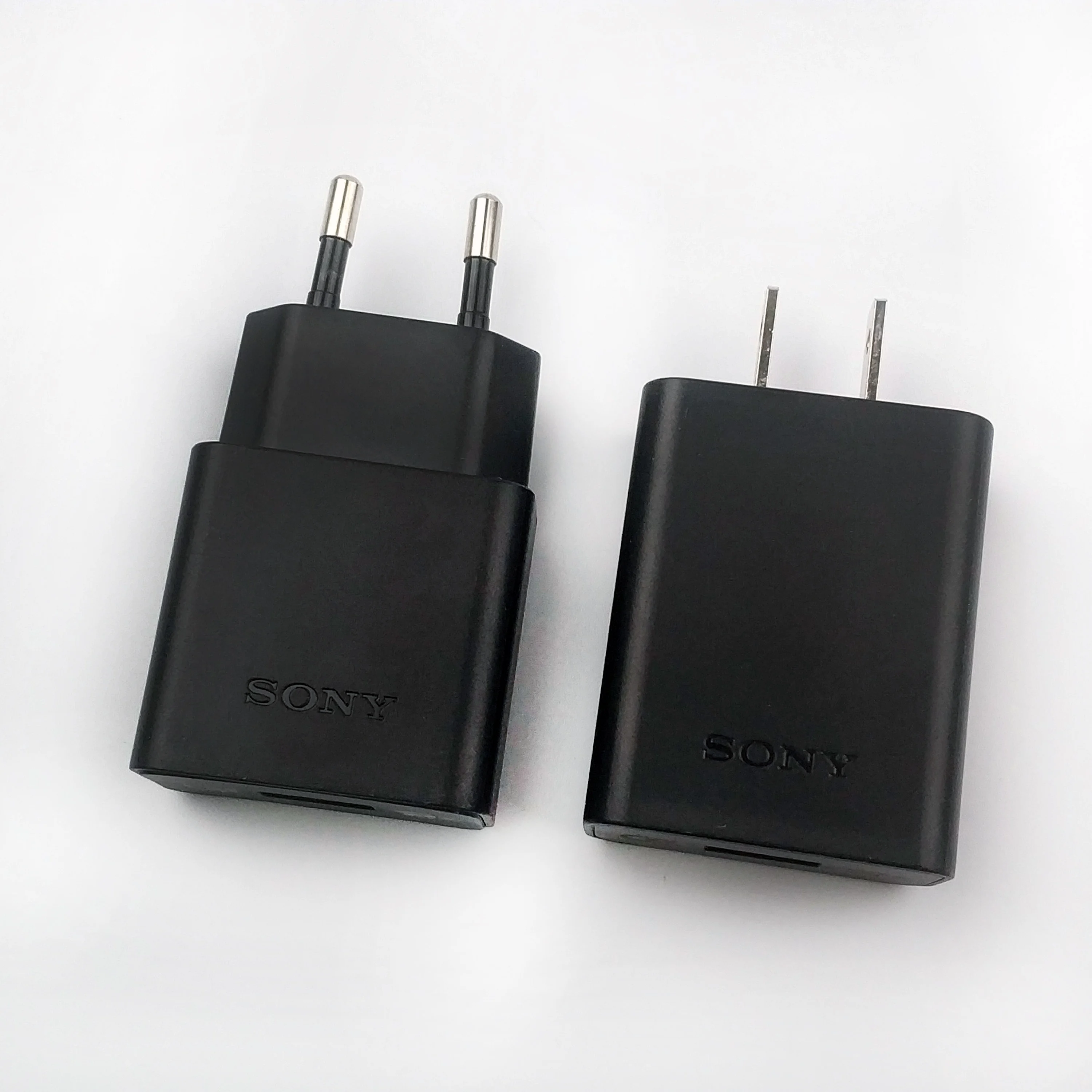 Sony xperia Fast Charger Original UCH12 Quick Travel 12V 1.35A Charge adapter Micro usb type-C cable z5 z3 xa2 a7 z1 mobilephon charger 100w