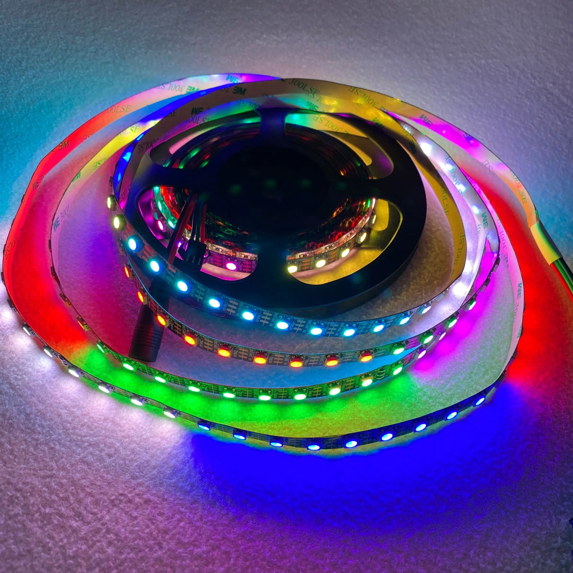 5m DC5V WS2812B led pixel srip не водонепроницаемый 74 шт. WS2812B/M с пикселями Черная печатная