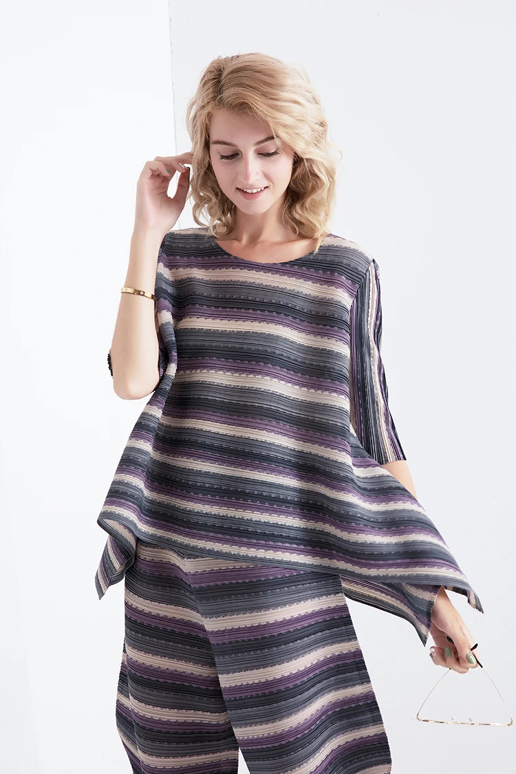 Changpleat весна новые женские полосатые свободные футболки с принтом Мияк плиссированные модные женские топы большого размера футболки Tide T85685