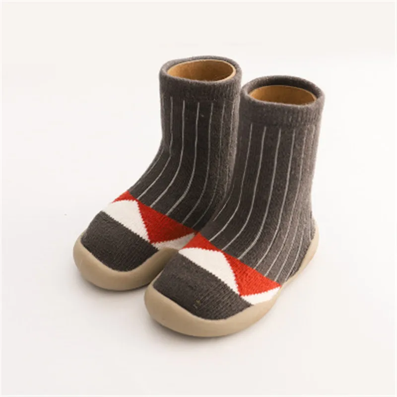 TOPATY/брендовая Новинка; нескользящая обувь для маленьких мальчиков и девочек; детская обувь с мягкой резиновой подошвой; домашняя обувь для новорожденных; обувь для малышей