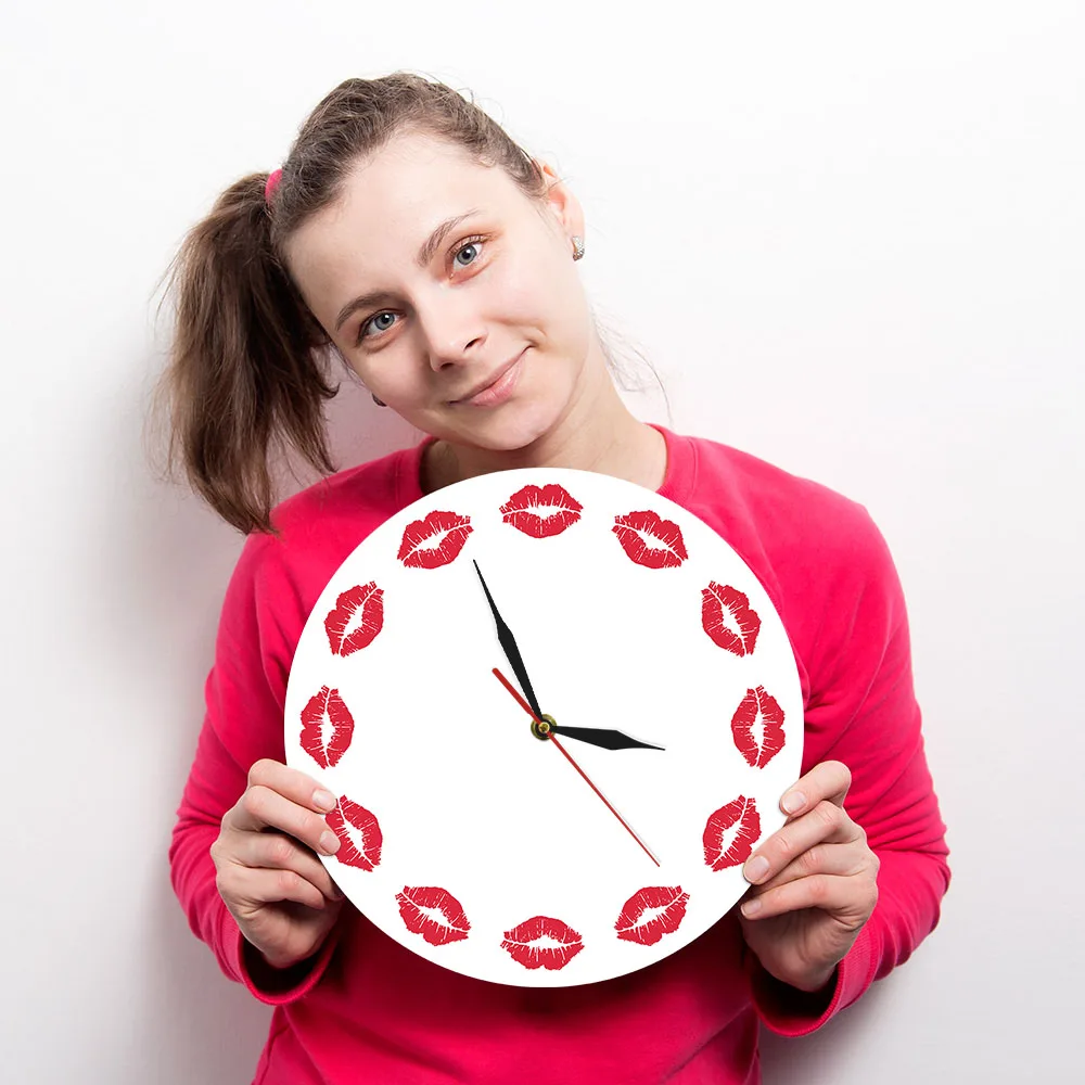 Minimalist Morden Design Wall Clock Sweet Kiss Timekeeper Girl Bedroom Decor Lady Red Lips Silent Non-ticking Watch Saat Horloge