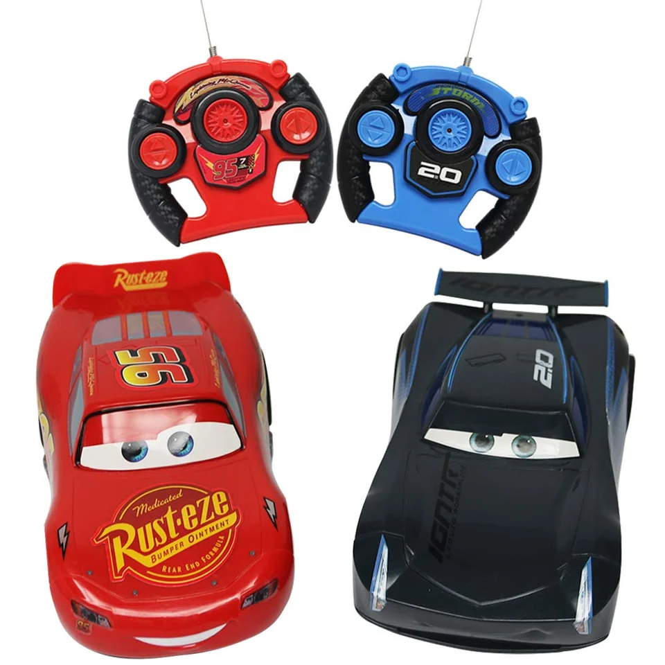 Voiture télécommandée pour enfants, lot de 2,2 jouets avec télécommande et  2 voitures de course Lightning McQueen