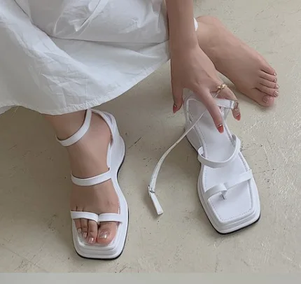 

Casual Women Wedge Heel Sandals New Fashion Platform Narrow Band Clip Toe Ankle Buckle Strap Open Toe Ladies Dress Shoes