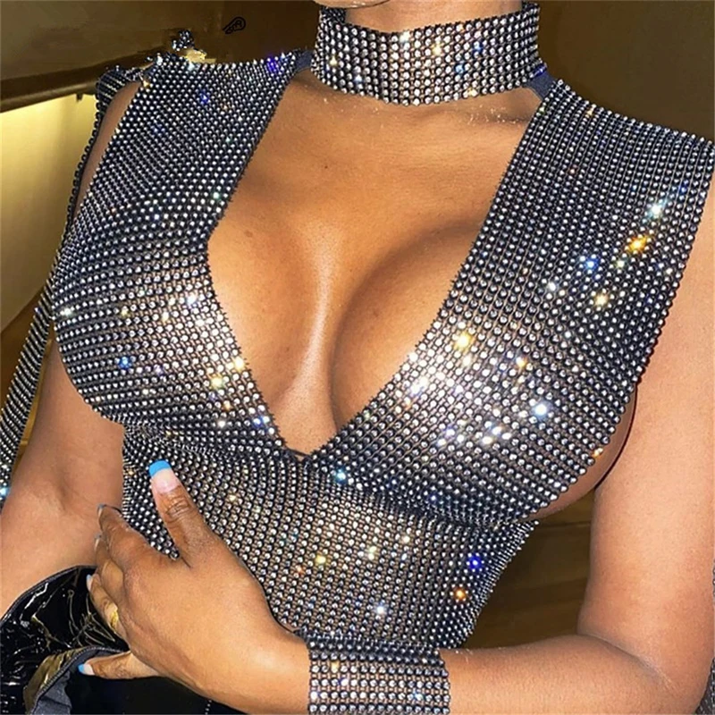 

Sexy Women Slim Night Party Club Tops 2020 Black Glitter Diamonds T Shirt With Sleeve Crystal Rhinestone Deep V Neck Crop Tops