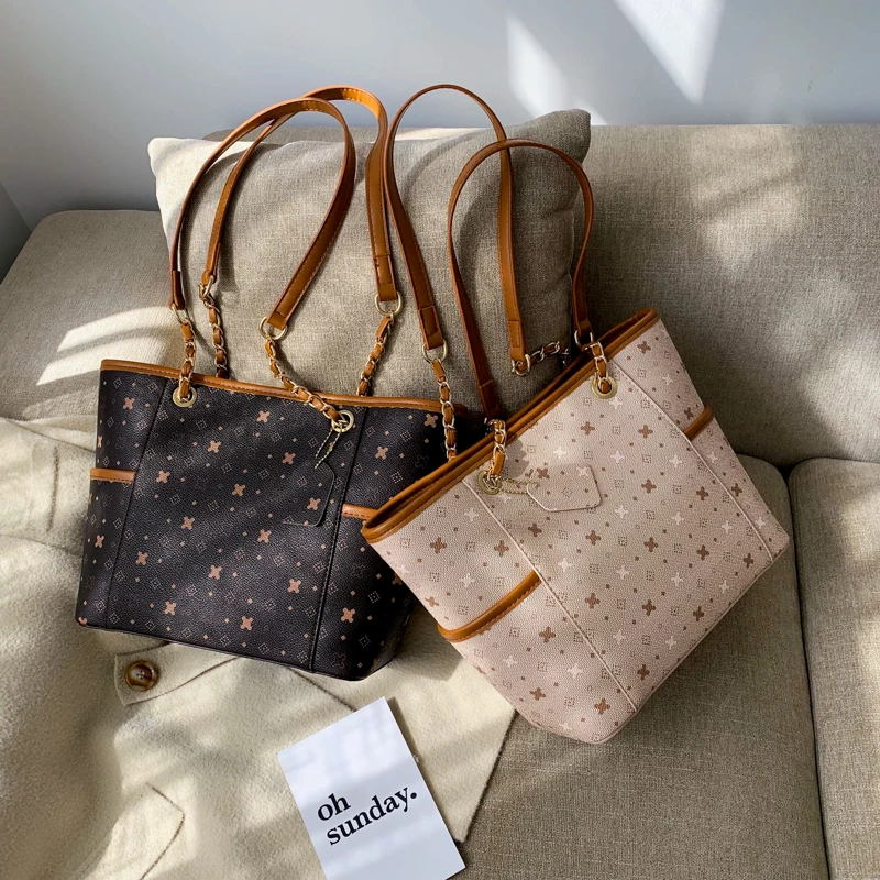 

Western style retro autumn and winter 2019 women bags new Korean fashion hit color wild shoulder messenger bag ladies
