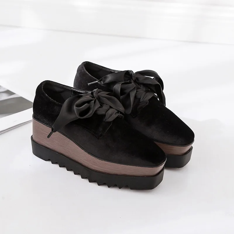 

Korean-style Spring And Autumn New Style Thick Bottomed England Retro Velvet Slanted Heel Square Head Velvet Casual Platform Sho