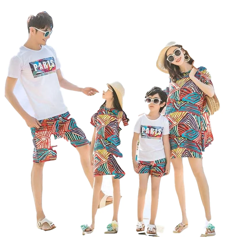 

2019 Family Matching Clothing Mommy and Me Clothes couple matching cloth Daughter Baby Girl Boy Bohemia Dress for Women T-shirts