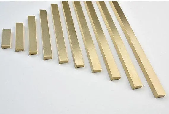 HTB1rhlnKXOWBuNjy0Fiq6xFxVXaF