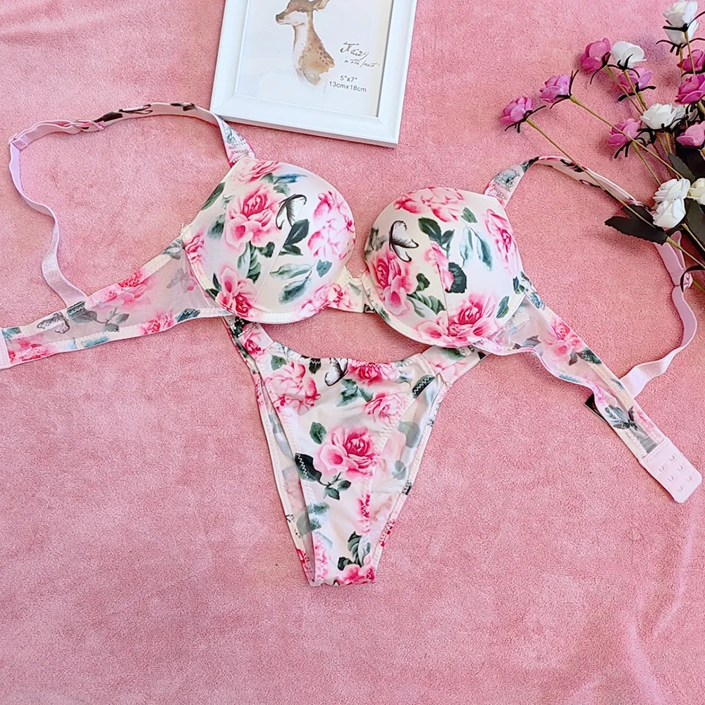 Pijamas e Moda Íntima