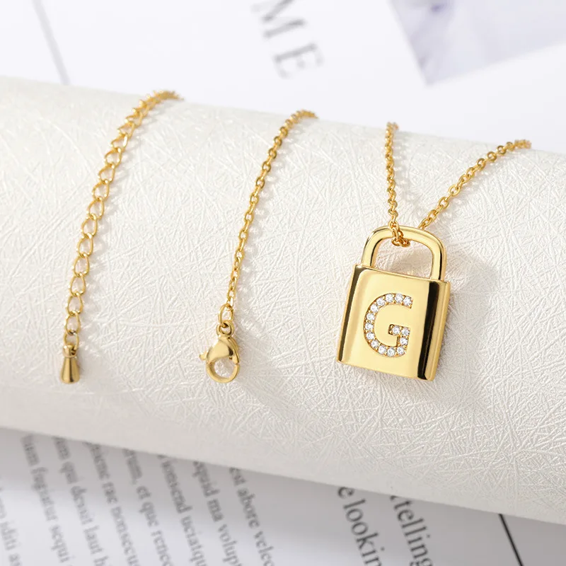 NEW Vintage Chunky Metal Thick Chain Necklace Geometric Letter B Lock Pendant Necklace Fashion Women Punk Jewelry Accessories