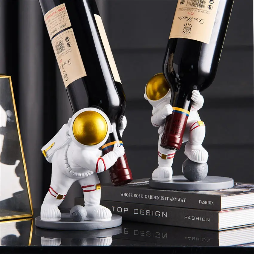 

Creative astronaut Wine Rack Wine Holder Shelf astronaut Practical Sculpture Wine stand Home Decoration Interior Crafts