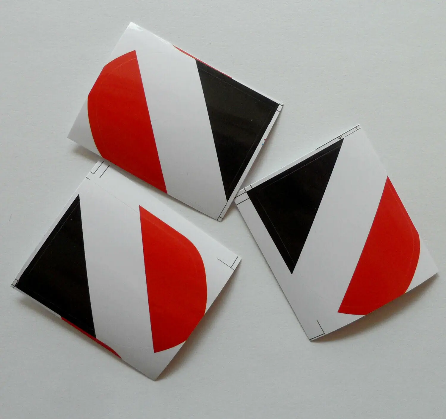 Waterproof Stickers 3PCS WW2 Germany Flag sticker-M35 Helmet ornament stickers 4.5x3.5cm