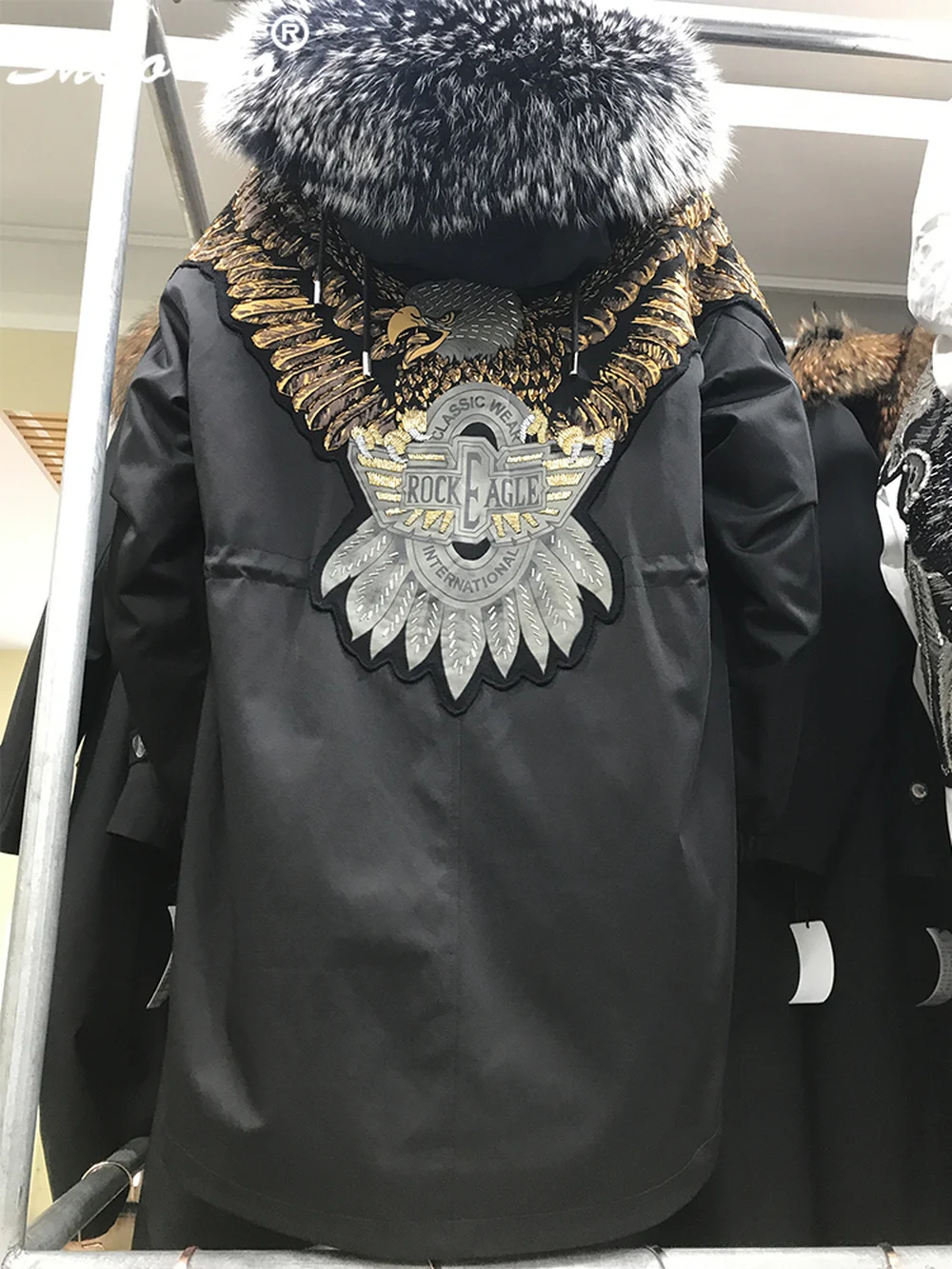 Меховые парки с принтом Highstreet, с воротником из меха енота, с капюшоном, с вышивкой в виде орла, с подкладкой из меха кролика, пальто для женщин, зимняя повседневная верхняя одежда