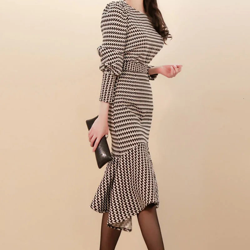 office ladies 2 pieces set comfortable temperament vintage striped slim casual skirt wild fresh sweet work style thick women set