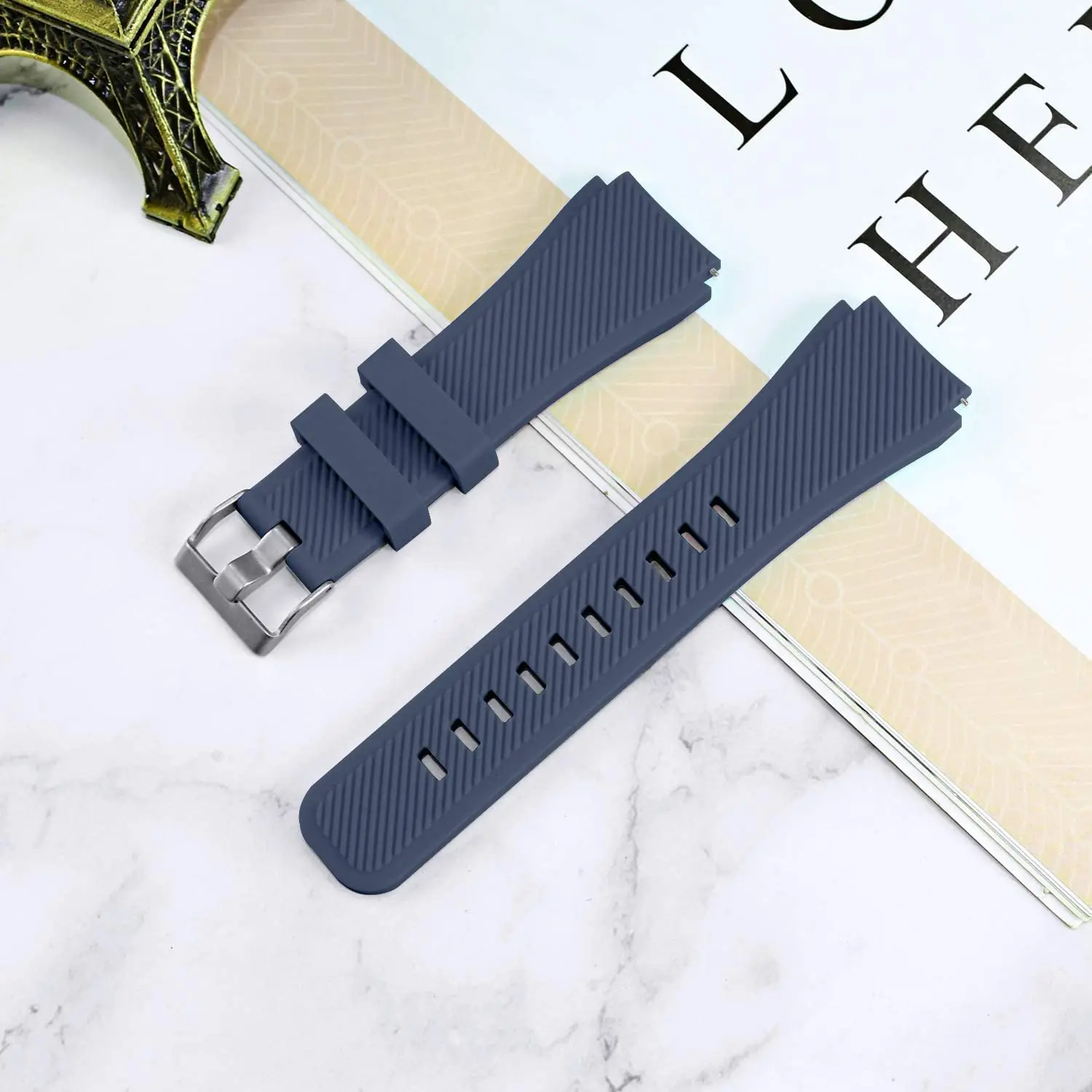 Breathable Silicone Watch Strap, 22mm, Universal Fit Accessories