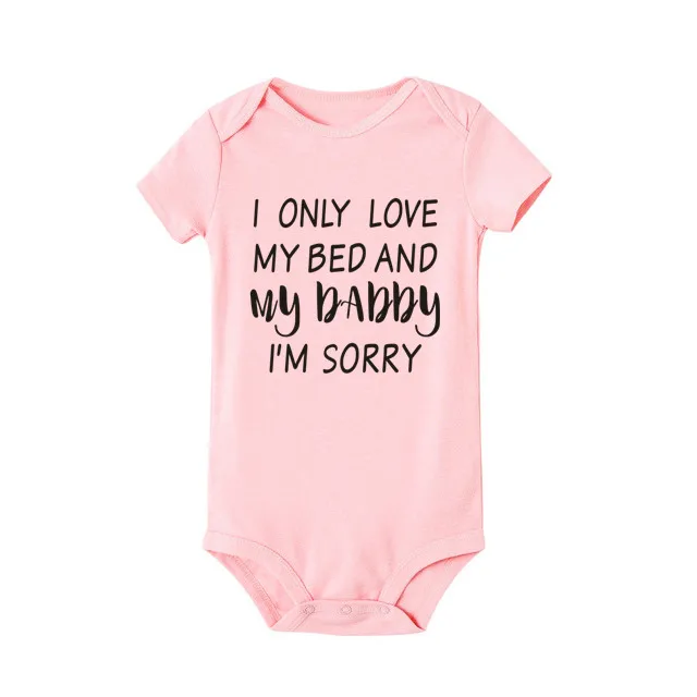 Футболки с надписью «I Love My Daddy» для новорожденных, для маленьких мальчиков и девочек, комбинезон для новорожденных, одежда на рост комбинезоны, одежда для детей с круглым вырезом пуловер-комбинезон наряд - Цвет: Розовый