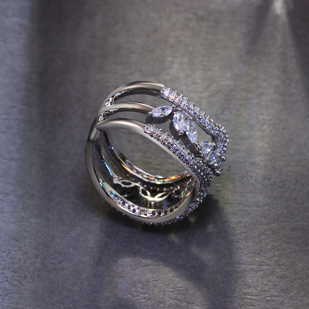 white ring (4)
