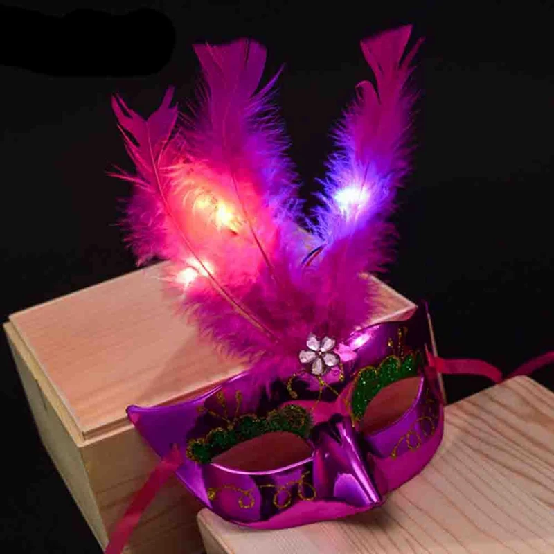 Новая Сексуальная Женская мигающая маска с перьями светящиеся светлые венецианские маски светодиодный для тусовки вечеринки декор косплей свадьба Хэллоуин Пурим