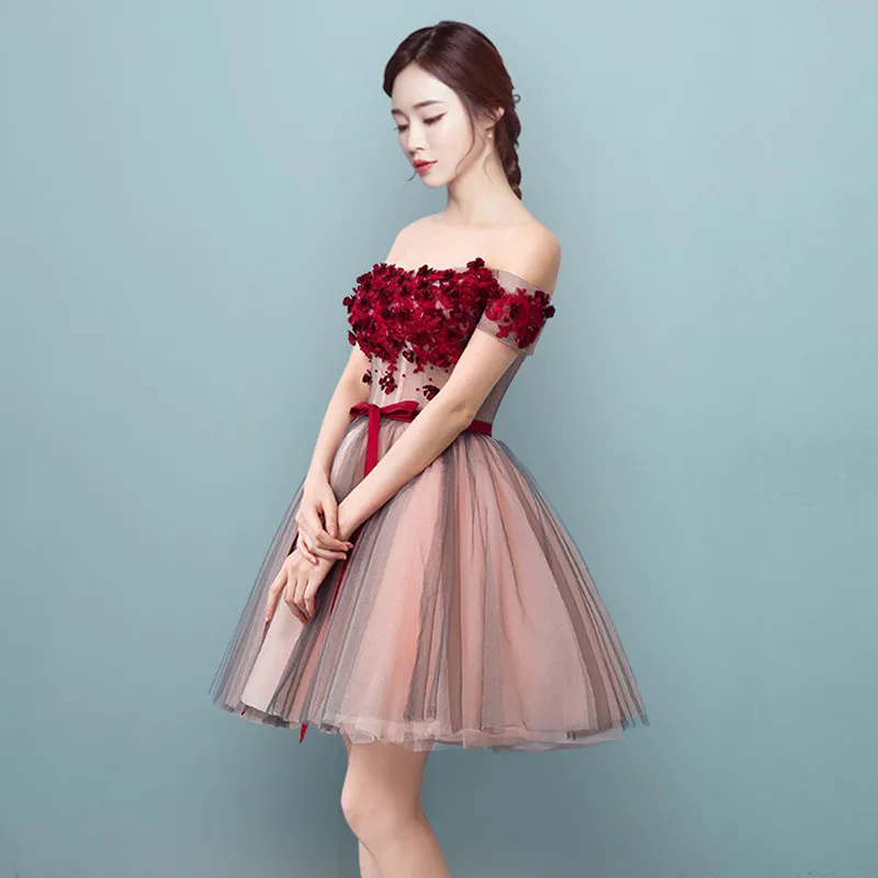 

Holievery Off Shoulder Tulle Short Homecoming Dresses with Lace Flowers 2020 Knee Length Party Dress for Graduation