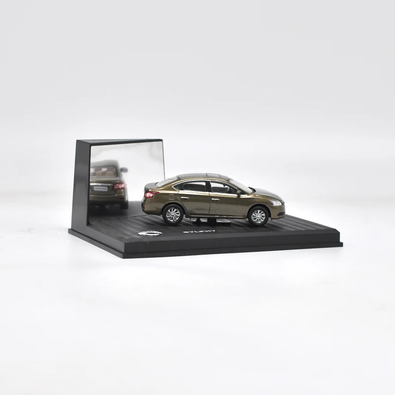 1:43 NISSAN SYLPHY литая под давлением Модель автомобиля игрушки Металлическая Модель автомобиля оригинальная коробка
