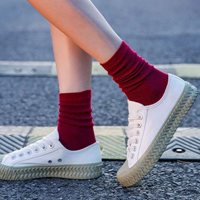 Solid color socks Ⅰ Middle tube Knitted Japanese Korea Loose Long Socks Women Pile Ins Soft Fashion girls Spring and Autumn longer Wine Red