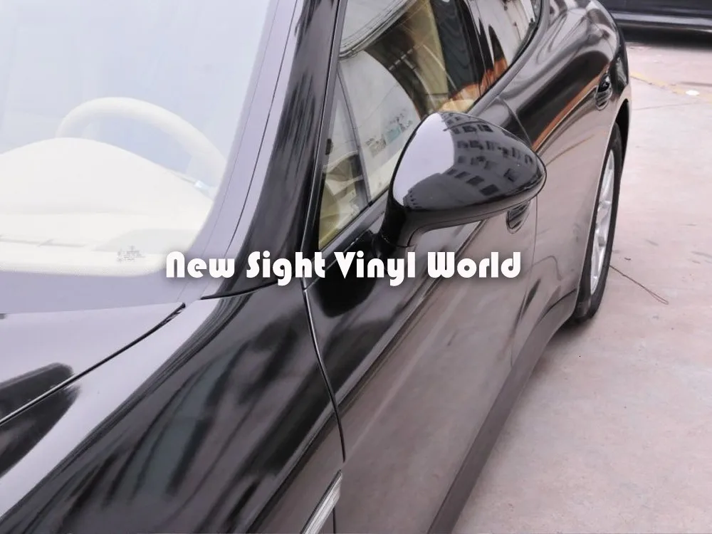 Glossy-Black-Vinyl-Wrap-05