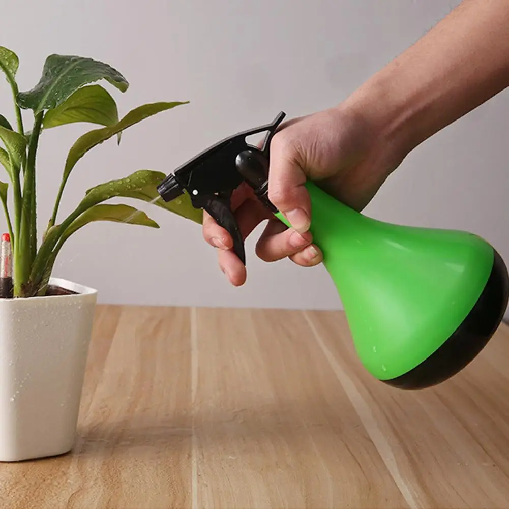 

Plastic Garden Watering Can Water Sprinkler Handhold Water Sprayer Garden Plants Watering Pot Container Gardening Watering Tool
