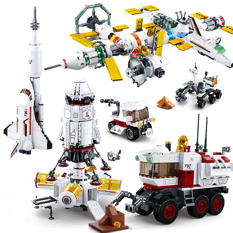 

Space Station Rocket Lunar Lander Spaceship Space Shuttle Ship Figures Model Building Blocks Legoes Bricks Toy for Children Gift