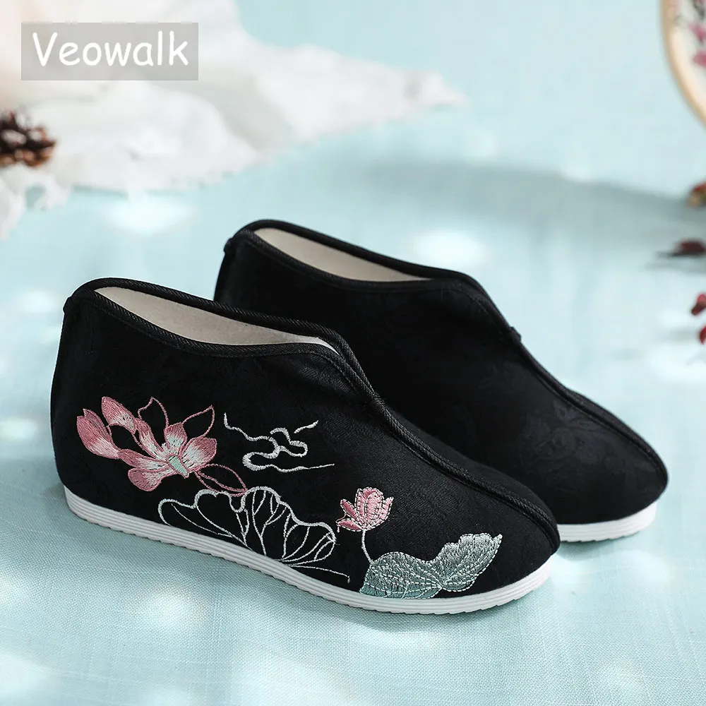 

Veowalk/Женская обувь из хлопка, с резинкой на поясе обувь с высоким берцем теплая Подкладка из флиса на зиму Элегантный женский жаккардовый вышитые ботинки на мягкой, плоской подошве PlatformsF051