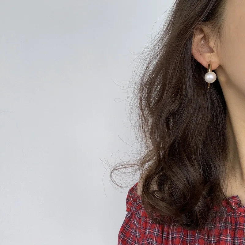AOMU Boho, S925 Стерлинговое Серебро, модные простые с-образные металлические жемчужные серьги-гвоздики для женщин, подарки на день рождения, вечерние серьги