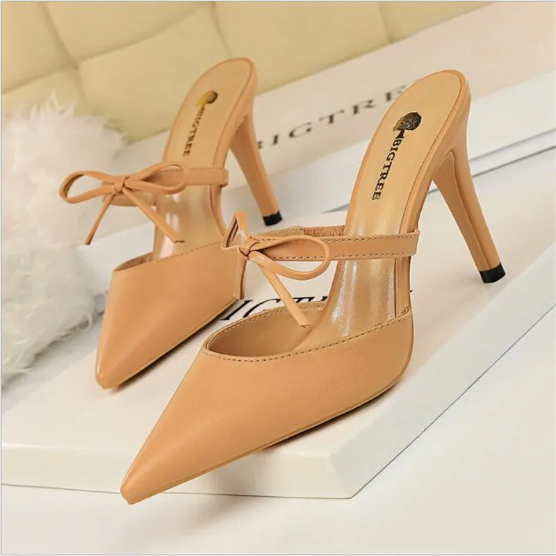 

Sweet Crystal Butterfly-knot Women Pumps 2019 New Fashion Solid Flock Shallow High Heels Shoes Woman Sexy Poinetd Toe Party Shoe