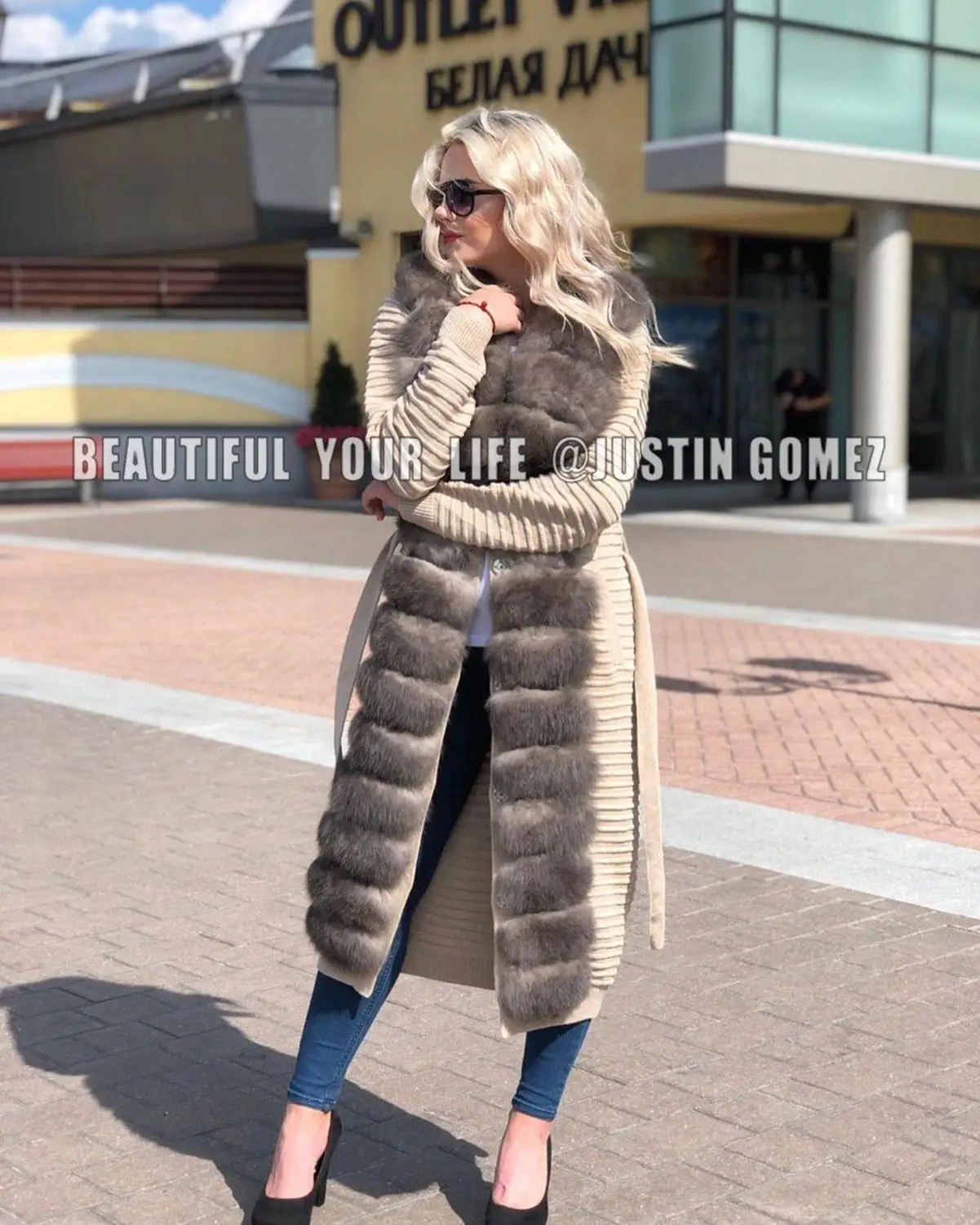 New Design High-end Fashion Chic Elegant Winter Clothes Women Warm High Quality Women Sweaters With Long Natural Fox Fur Collar - Цвет: Бежевый