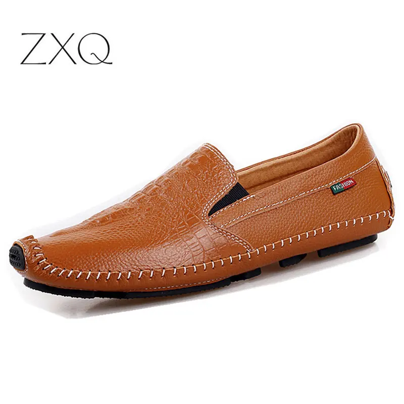 

summer style men's loafers crocodile pattern man's flats Male driving shoes casual patent Leather man mocasin zapatos hombre