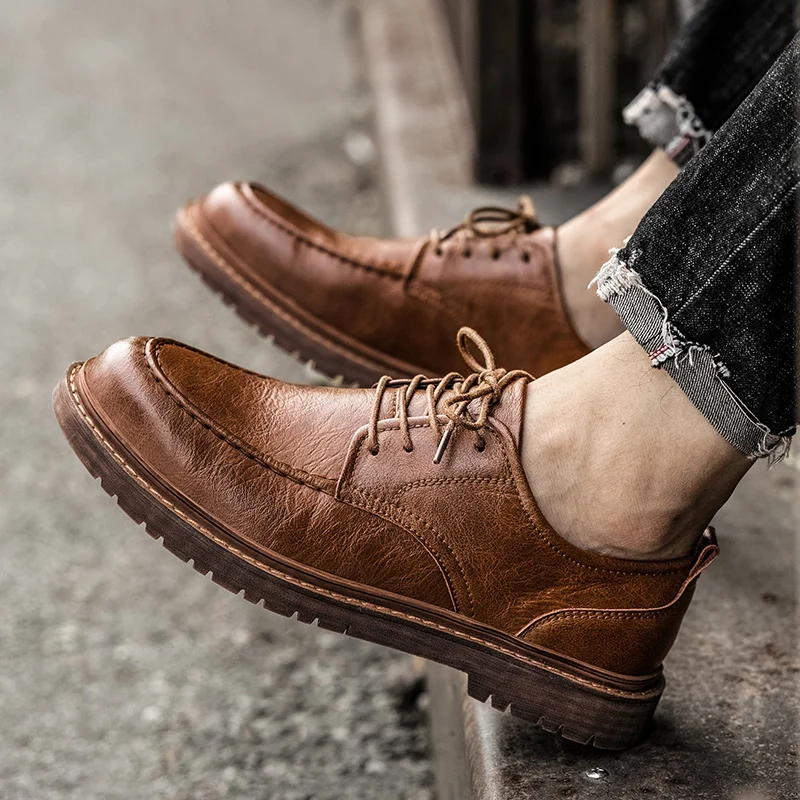 Autumn Men Shoes Brogue Casual Shoes Genuine Leather Work Boots Business Casual Sneakers